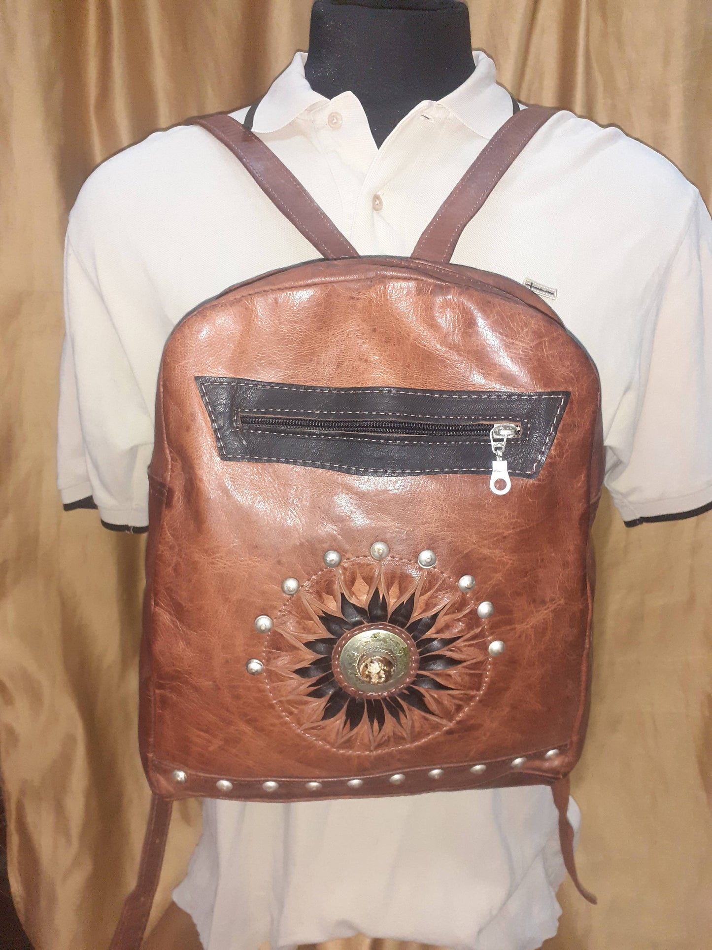 Mochila colegial sol piedra de colores-2
